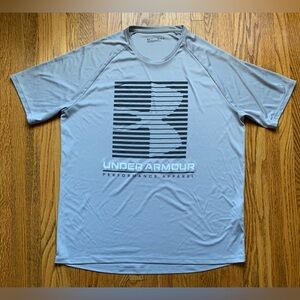 UNDER ARMOUR ATHLETIC T SHIRT